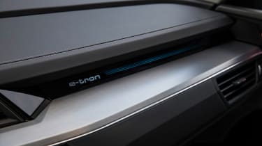 Audi e-tron - dashboard