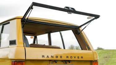 Range Rover Mk1 – back window