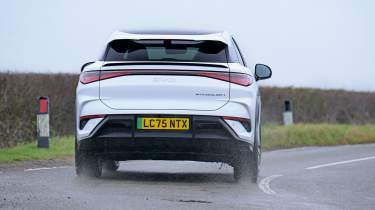 BYD Sealion 7 - rear cornering