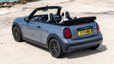 MINI Cooper Convertible - rear static