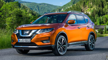 Nissan X-Trail - front static