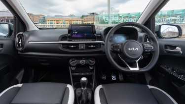 Kia Picanto facelift UK - dash