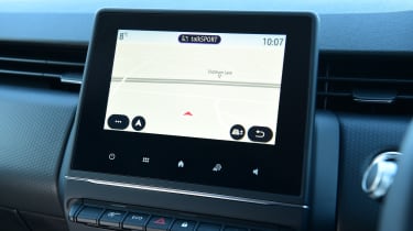 Renault Clio - screen