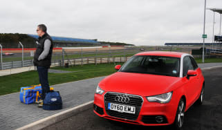 Audi A1 header