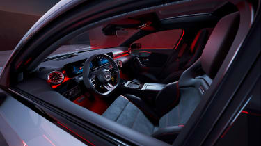 Mercedes-AMG A 35 - interior