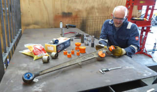 Fitting polybushes - 1