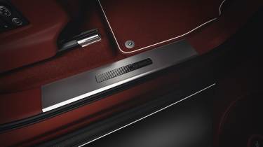 Bentley Bentayga Apex Edition - sill plate