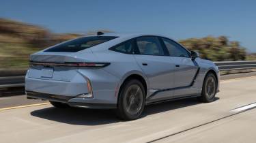 Lexus ES - rear