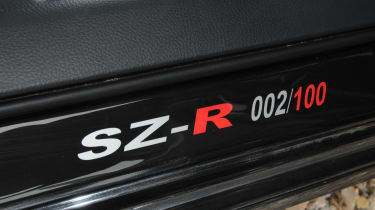 Suzuki Swift Sport SZ-R detail