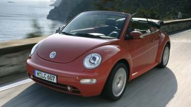 Best cheap convertibles - Volkswagen Beetle front tracking 