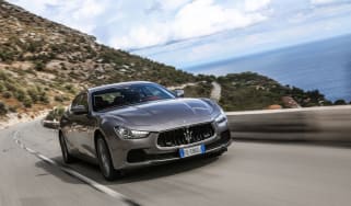 Maserati Ghibli 2016 tracking