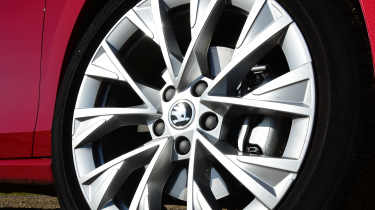 Skoda Superb - wheel