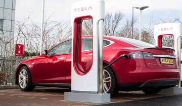 Tesla supercharger