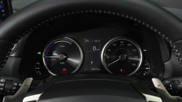 Lexus NX - dials