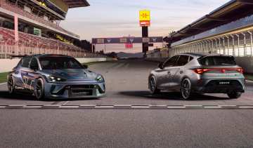 CUPRA Leon VZ TCR and CUPRA Leon VZ - front and rear