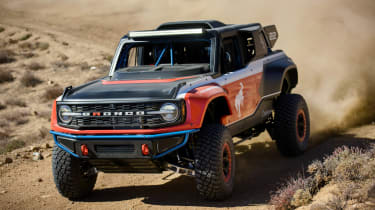 Ford Bronco DR - front action