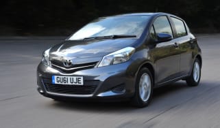 Toyota Yaris 1.0 front tracking