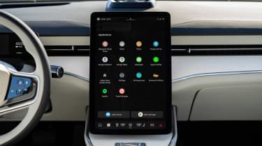 Volvo ES90 - screen