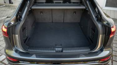 Audi Q6 Sportback e-tron boot