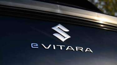 Suzuki e Vitara - tailgate badge