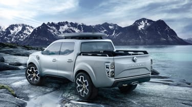 Renault Alaskan concept pick-up on ice