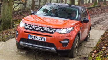 Land Rover Discovery Sport - Front