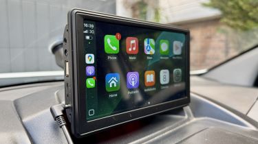 NHOPEEW Portable Car Stereo Wireless Carplayer adaptor from Temu