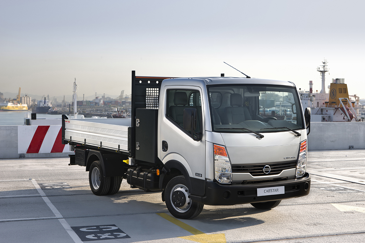 Nissan cabstar nv400 Clearance