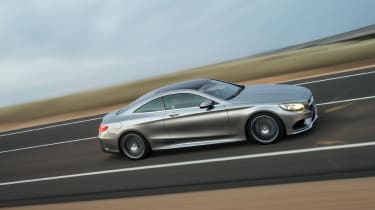Mercedes S-Class Coupe - side action