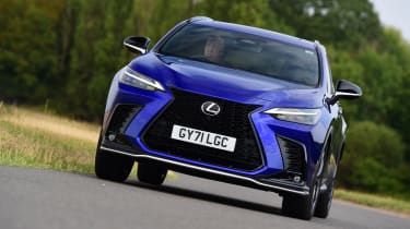 Lexus NX 450h+