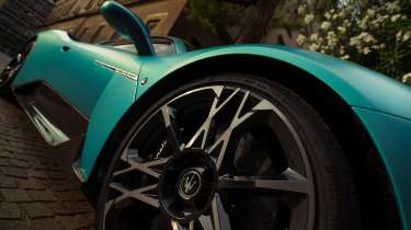 Maserati MCPura - detail