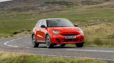 Fiat 600 - front cornering