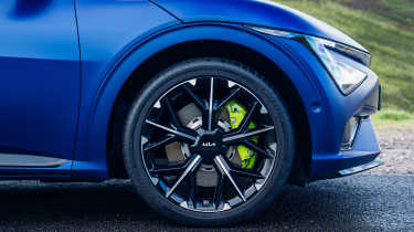 Kia EV6 GT - wheel