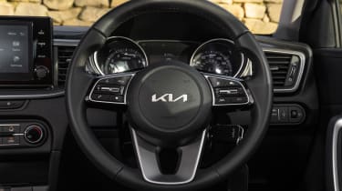 Kia Ceed - steering wheel