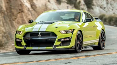 Ford Mustang Shelby GT500 - front tracking