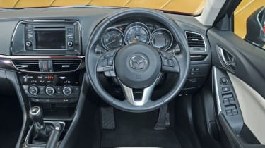 Mazda 6 2.2D Sport interior