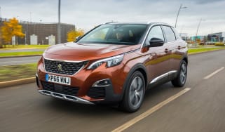 Peugeot 3008 GT-Line - front
