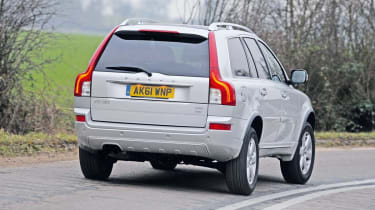 Volvo XC90 rear cornering
