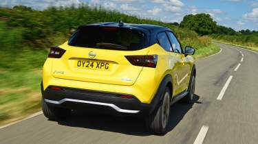 Nissan Juke - rear tracking 