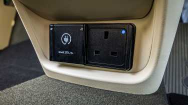 Hyundai Inster - interior power