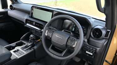 Toyota Land Cruiser - dashboard