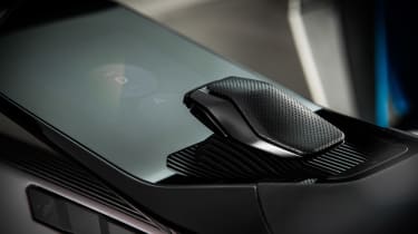 Peugeot Instinct concept - screen
