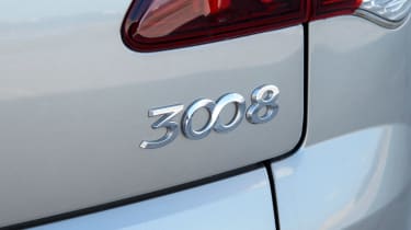 Used Peugeot 3008 - badge