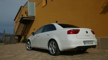 SEAT Exeo