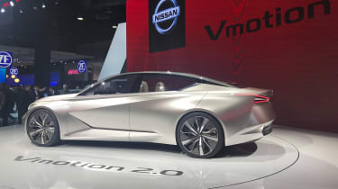 Nissan Vmotion 2.0 concept - Detroit side 2