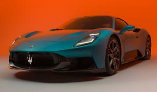 Maserati MCPura - front studio