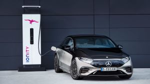 Mercedes EQS - front charging