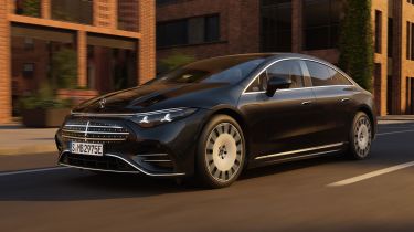 Mercedes EQS facelift - front action