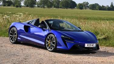 McLaren Artura Spider - front static