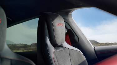 Porsche Taycan GTS - seat detail